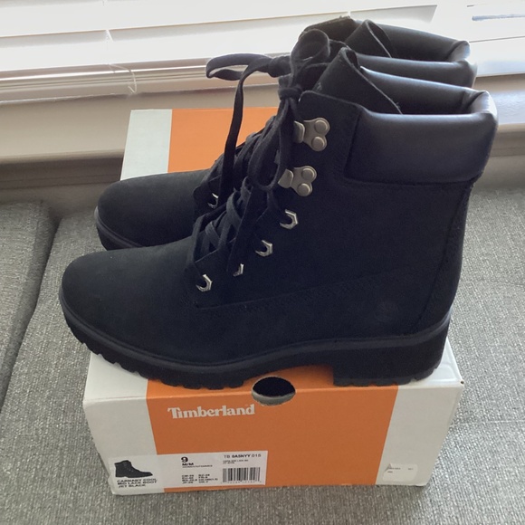 Timberland Women's Carnaby Cool 6" Water Resistant Boots, size 9 - Picture 5 of 12